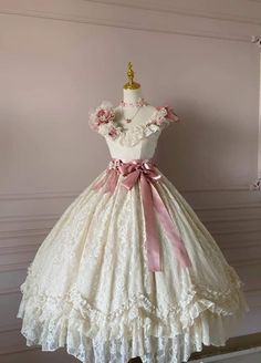 Vestidos Anime, Kawaii Outfit Ideas, Dark Outfits, Dress Design Sketches, Princess Ball Gowns, Sweet 16 Dresses, Rockabilly Fashion, Ball Gown Dresses, Lolita Dress