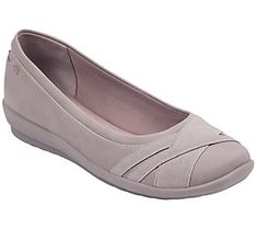 Decorative elastic straps add subtle style to these basic ballet flats. From Easy Spirit. Easy Spirit, Ballet Flats, Fashion Shoes, Loafers, Ballet, Slip On, Elastic, My Style, Heels