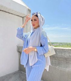 Hijabi Fashion Summer, Hijab Fashion Summer, Street Hijab Fashion, Mode Zara, Modest Fashion Hijab, Muslim Outfits Casual, Hijab Style Casual