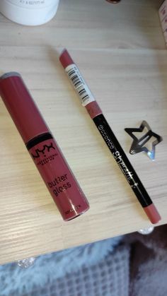 Nyx Butter Gloss Praline, Essence Gloss, Essence Lip Liner, Nyx Products, Butter Lip Gloss, Nyx Lip Gloss, Glossy Lips Makeup, Nyx Butter