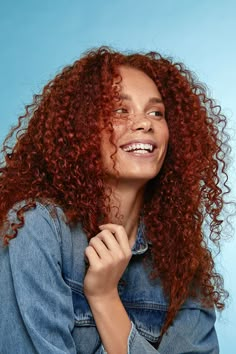 Products Advertising Design, Curly Hair Portrait, Aussie Hair Products, Shampoo For Curly Hair, Food Drink Photography, Smile Design, Cosmetics Skincare, Hair Brands