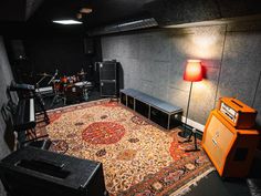 Garage Music Studio, Basement Music Studio, Basement Music Room, Basement Band, Studio Acoustics, Drum Studio, Drums Studio