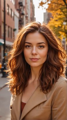 Hair Colour For Pale Skin Brown Eyes, Short Chestnut Brown Hair, Straight Medium Haircut, Brown Lowlights Brunettes, Fall Brunettes, Golden Bronze Hair, Hazel Eyes Hair Color, Fall Haircolor, Warm Brown Hair