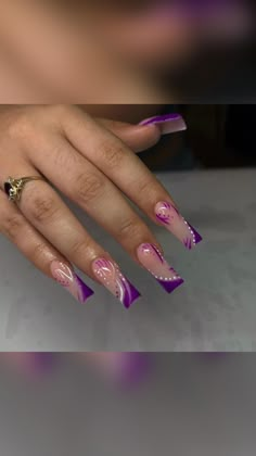 Baddie Gel Nails Short, Purple Design Nails Acrylic, Medium Square Acrylic Nails Designs Purple, Medium Square Acrylic Nails Purple, Ugly Nail Designs, Purple Square Acrylic Nails, Purple Acrylic Nails Birthday Set, Short Birthday Nail Designs, Purple Nails Black Women