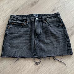 Never Worn! Black Abercrombie Denim Mini Skirt! Size 4 Black Jean Skirt, Christmas Pics, Mini Denim Skirt, Black Jean, Denim Mini, Washed Jeans, Jean Skirt, Denim Mini Skirt, Black Mini