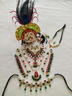 Thakorji Mala, Laddu Gopal Singhasan, Ladu Gopal Dress Hand Work, Krishna Jewellery, Thakorji Shringar, Janmashtami Decoration, Bal Gopal, Laddu Gopal Dresses, Architecture Life