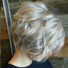 20 Best Short Wavy Bob Hairstyles | Bob Hairstyles 2015 - Short Hairstyles for Women Short Wavy Bob, Wavy Bob Hairstyles, Short Hair Trends, 2015 Hairstyles, Short Wavy Hair, Short Bob Hairstyles, Short Hairstyles For Women, Short Hairstyles