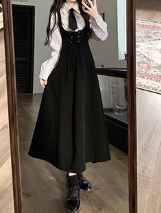 Academia Outfits, Cute Dress Outfits, Modest Dresses Casual, Everyday Fashion Outfits, Quick Outfits, Easy Trendy Outfits, Modest Fashion Outfits, Mode Vintage, Casual Style Outfits