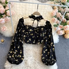 Color : Black,Pink,Yellow,WhiteFabric: blendedSize(cm): Free SizeTops lenghth 28 Sleeves length 59 bust 80 waist 74 (Due to the different measurement methods ,there is an error of 1-3, the measurement unit: cm) Floral Print Chiffon Blouse, Pleated Fashion, Chiffon Shirt Blouse, Cute Dress Outfits, Puff Long Sleeves, Crop Top Outfits, Dresses Outfits, Really Cute Outfits, Pretty Clothes