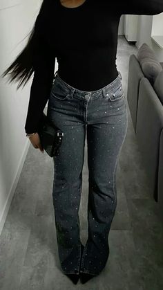 Black Denim On Denim Outfit, Date Night Outfit Pants, Outfit Soirée, Mode Tips, Fly Outfit, Outfit Jeans, Causual Outfits