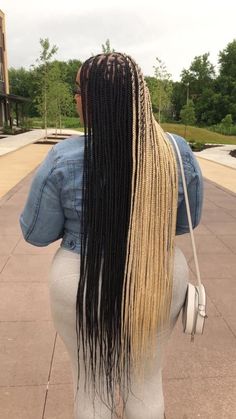 Split Color Box Braids, African Hair Braiding Styles, Blonde Braids, Braids Hairstyles Pictures, Box Braids Styling, Pretty Braided Hairstyles, Girls Hairstyles Braids