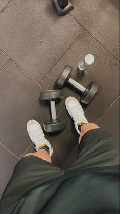 stories gym ideas Boy Gym Fits, Guys Vision Board Ideas, Insta Photo Ideas Gym, Vision Board Ideas Fitness, Gym Asethic Men, Gym Boy Wallpaper, Boys Story Instagram, In The Gym Pictures, Men Story Ideas