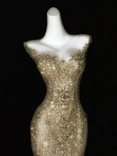 Runway Fashion Couture, Classy Prom Dresses, Stunning Prom Dresses, Glamour Dress, Fairytale Dress, Gala Dresses, Glam Dresses