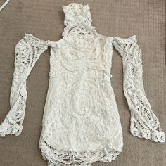 White Laced With The Prettiest Details. White Hippie Dress, Hippie Dress, Hippie Dresses, People Dress, Free People Dresses, Free People Dress, Dresses Xs, White Lace, Colorful Dresses