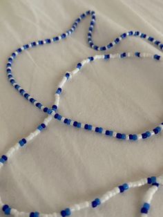 Blue Summer Bracelets, Cute Beaded Necklaces Aesthetic, Seed Bead Necklace Aesthetic, Beads Bracelets Aesthetic, Bead Jewellery Making Ideas, Seed Bead Jewelry Ideas, Aesthetic Beaded Jewelry, Diy Beaded Rings, Preppy Jewelry