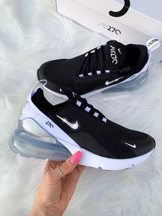 Goat Shoes, Nike Shoes Black, Bling Nike, Bling Nike Shoes, Swarovski Nike, Black Nike Shoes, Runners Shoes, Nike Shoes Outfits