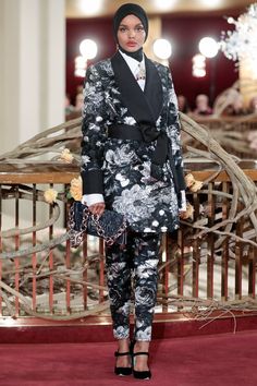 A Night At The Opera, Fashion Week 2018, Metropolitan Opera, Couture Week, Pant Suit, Fashion Deals, Fashion House