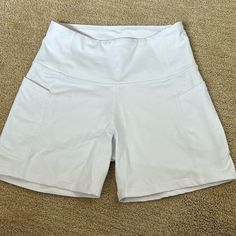 Amazon White Biker Spandex Shorts-Xs Never Worn- Perfect Condition Amazon Shorts, White Biker Shorts, Pink Workout, Biker Short, Black Tie Dye, Workout Sets, Activewear Sets, Spandex Shorts, Shorts White