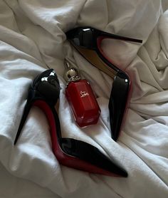 #louboutin #heels #fashion Red Bottom Heels Aesthetic, Red Bottoms Aesthetic