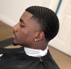 Black Men Hairstyles Fade Waves, Taper Fade Haircut Black Waves, High Temp Fade Black Men, 360 Waves Men Taper, Black Men Low Fade Haircut, Low Cut Black Men, Black Men Waves Haircut, Taper Homme Noir, 180 Waves Men Fade