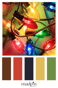 the color scheme for christmas lights