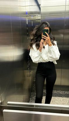 Business Casual Style, Long Midi Skirt, Looks Party, Fashion Mistakes, Casual Work Outfits, Looks Chic, Looks Style, Business Outfits, Outfits Casuales