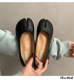 Olivia Mark - Silver Mary Jane Style Single Flat Shoe with Split Toe and Soft Sole Chunky Heel Pumps, Flat Shoe, Pu Heels, Mesh Shoes, Silver Shoes, Toe Shoes, Black Slip Ons, Work Shoes, Chunky Heels