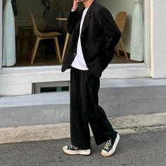 Trendy Boy Outfits, Streetwear Fits, Street Style Outfits Men, Men Stylish Dress, Fits Clothes, Cool Outfits For Men, Stylish Mens Outfits, Black Suit