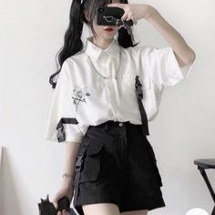 #cutegirl Summer Suit Women, Fantasy Architecture, Korean Fashion Outfits, Harajuku Outfits, Shorts Cargo, Really Cute Outfits, Streetwear Women, الرسومات اللطيفة