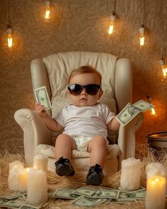 10 Month Baby Photoshoot, Month Baby Photoshoot Ideas, One Year Photo Shoot, Baby Photoshoot Ideas At Home, Baby Boy Ideas, Milestone Photography, Baby Photography Ideas, Baby Photoshoot Ideas