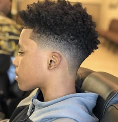 Temp Fade Haircut, Boys Fade Haircut, Black Boys Haircuts, Curly Hair Fade, Taper Fade Haircut, Black Men Haircuts, Tapered Haircut