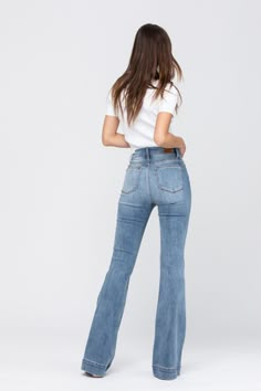 Introducing the Jesse Mid Rise Flare Jeans! These stylish jeans are just what you need to take your outfit to the next level. With a medium-wash and mid-rise fit, these jeans will hug your curves for the perfect look. Add some flare to your wardrobe today! 66% Cotton, 12% Rayon, 21% Polyester, 1% Spandex Inseam: 33" Rise: 10" Straight Leg Boot Cut Jeans, Flare Jeans 30 Inch Inseam, Luxury Mid-rise Flare Jeans For Work, Luxury Medium Wash Mid-rise Flare Jeans, Midrise Jeans Women, Bootcut Jeans Highwaist, Luxury Mid-rise Flare Jeans For Fall, Luxury Denim Mid-rise Flares, Luxury Blue Flare Jeans With Relaxed Fit