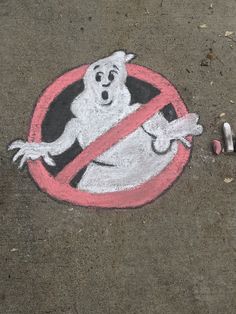 Food Chalk Art, Scary Chalk Art, Halloween Chalk Drawings, Chalk Halloween Art, Halloween Chalk Art Easy, Halloween Chalk Ideas, Fall Sidewalk Chalk Art, Simple Chalk Drawings, Halloween Sidewalk Chalk Art