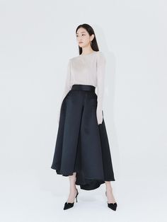 Composition : polyether70%,silk30%Color : BlackCountry of Origin : Republic of Korea Black Skirt, Composition, Skirt, The Originals, Clothes For Women, Clothes, Black, Color