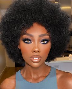 Mekap Mata, Smoky Eyeshadow, Makeup Cc, Makeup For Black Skin, Curly Bangs, Brown Skin Makeup, Girl Soft, Smink Inspiration, Smoky Eyes