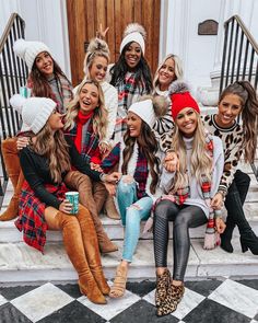 Fancy Dress Code, White Dress Winter, Cute Christmas Outfits, Christmas Outfits Women, Fashion Friends, Photo Outfit, Thanksgiving Outfit, Christmas Fashion, Winter Clothes