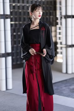 Black/Red Chinese Style Song Dynasty Flower Embroidery Long Sweet Hanfu Dress Full Set – LolitaInside Organza Styles, Traditional Asian Dress, China Clothes, Style Types, School Uniform Outfits, Chinese Traditional Clothing, Black Costume, Hanfu Dress, Song Of Style