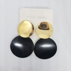 Trendy Mod Modern Retro Fun Earrings - Two Black And Gold Circles. Stud Post Back.These Dangle And Sparkle. Statement Look. Lightweight! Perfect With An Lbd (Little Black Dress) Or Jeans And A Top. Never Worn, Brand New! Bundle For A Discount Or Make Me An Offer! Jewelry Black, Fun Earrings, Modern Retro, Black And Gold, Statement Earrings, Circles, Little Black Dress, Black Dress, Fashion Jewelry