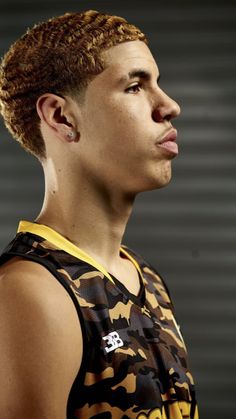 Tyrese Haliburton Haircut, Hair Gif, Basketball Hairstyles, Lamelo Ball, Haircut Pictures, Sporty Hairstyles, Ball Hairstyles