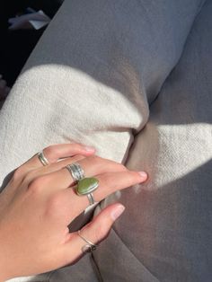 Good And Silver Jewelry Together, Gem Studio Rings, Ring Inspo Silver, Ring Inspo Jewelry Silver, Chunky Rings Aesthetic, Skater Rings, Silver Ring Aesthetic, Chunky Jewelry Silver, Chunky Rings Silver