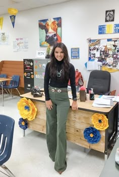 Ag Teacher Outfits, Western Business Casual, Cowgirl Outfits Halloween, Western Office, Punchy Outfits, Cute Teacher Outfits, Look Boho Chic, Southern Outfits, Teaching Outfits