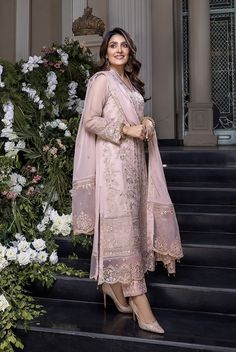 Chiffon Embroidery, Fuchsia Wedding, Desi Wedding Dresses, Back Embroidery, Chiffon Collection, Embroidered Chiffon, Silk Bottoms, Pure Chiffon, Embroidered Border