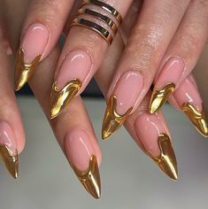 50 Latest Stiletto Nail Ideas To Try 2024! 15 Rose Gold Nails Design, Gold Chrome Nails, 3d Nail Designs, Gold Nail Art, Gold Nail Designs, Rose Gold Nails, Gold Nail