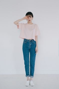 A✩ROOKI : Photo Asian Girl Outfits, Outfits Street Styles, Korean Fashion Summer, Styles Summer, Korean Casual Outfits, Korean Fashion Casual, Korean Fashion Women, Korean Girl Fashion