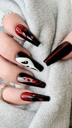 Different Nail Art On Each Finger, Red Goth Nails, Combine Outfits, College Nails, Scream Nails, Scary Nails, Slasher Horror