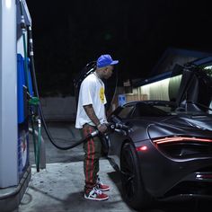 Gas Station Car Pics, Gas Station Aesthetic Photoshoot Men, Gas Station Pics Men, Gas Station Pics, Men Cars Photography, Gas Station Photoshoot, Wealthy Lifestyle Luxury, Car Outfit, Men Streetwear Fashion