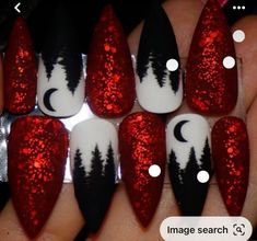 Christmas Nails 2023 Stiletto, Christmas Witch Nails, Pagan Yule Nails, Halloween Christmas Nails, Goth Holiday Nails, Witchy Christmas Nails, Yule Nail Art, Scary Christmas Nails, Gothmas Nails