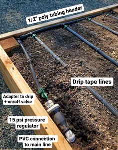 the diagram shows how to build a raised garden bed with drainage pipes and piping hoses