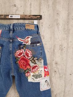 Redone Jeans, Patched Denim Jeans, Hipster Jeans, Reworked Clothing, Diy Jeans, Polo Lacoste, Altered Couture, Upcycle Jeans, Vintage Patches