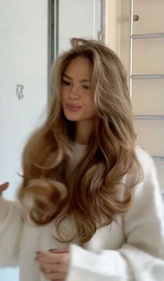 Face Framing Layers With Long Layers, Layered Hair Inspo Long, Fluffy Layers Long Hair, Haircut Thick Hair Long, Long Hair With Layers Brown, Long Haired Layered Haircuts, Straight Hair Vs Wavy Hair, Blond Hair Blowout, Long Hair With Heavy Layers